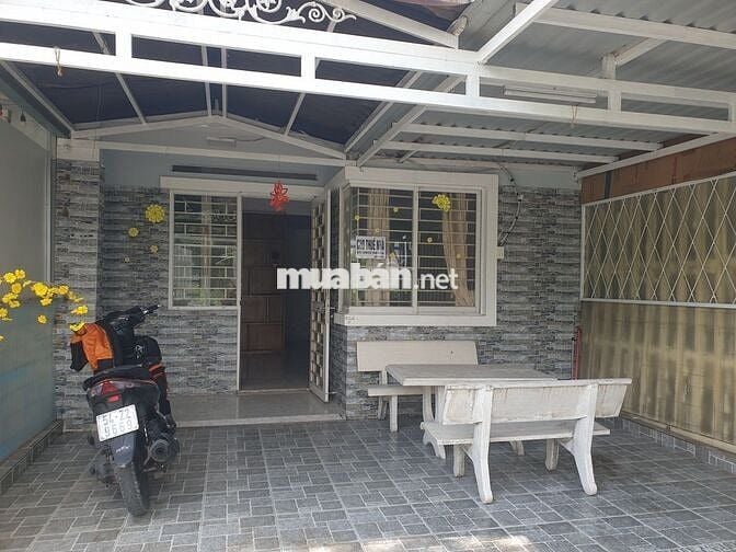 Cho thuê Nhà Phố Liền Kề Kdc Ehome 4