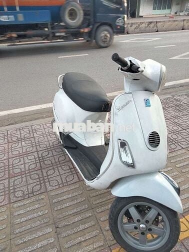 Piaggio Vespa 2012 Trắng