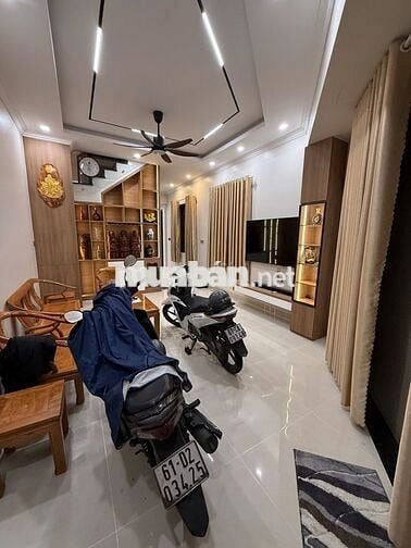 Cho thuê mặt bằng kinh doanh ở trung tâm Dĩ An