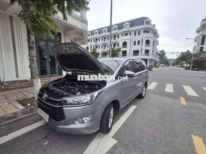 Toyota Innova 2017 Bạc