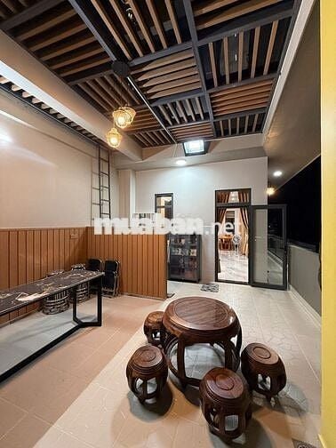 Cho thuê mặt bằng kinh doanh ở trung tâm Dĩ An