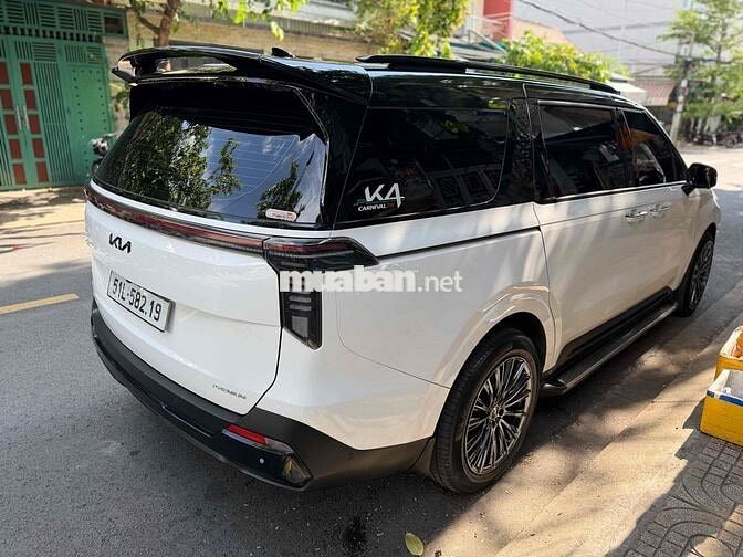 Kia Carnival 2024 2.2D 7S Trắng 16000 km