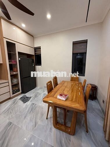Cho thuê mặt bằng kinh doanh ở trung tâm Dĩ An