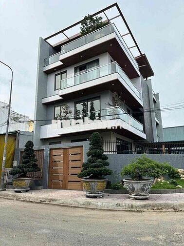 Chính chủ cần bán gấp biệt thự lô góc khu dân cư Phú Nhuận, diện tích