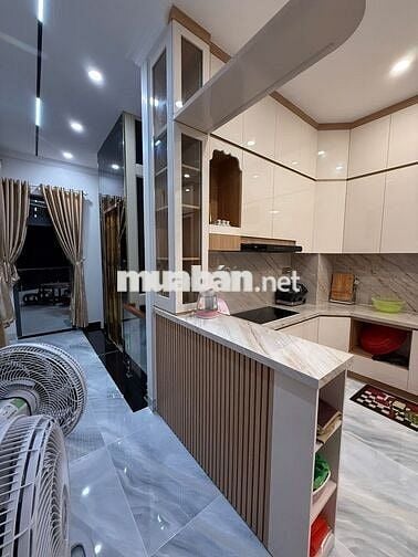 Cho thuê mặt bằng kinh doanh ở trung tâm Dĩ An