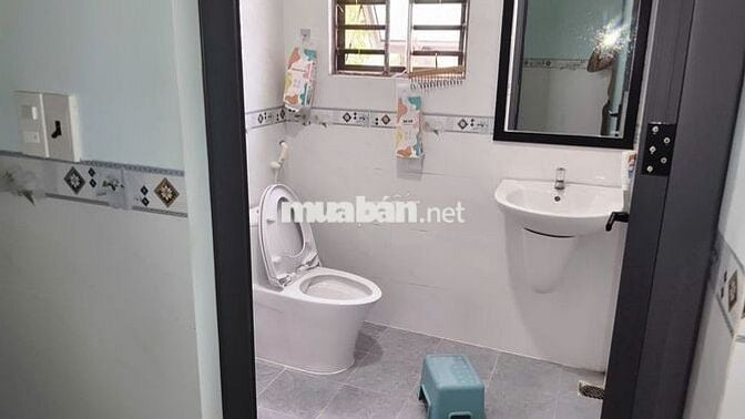 Nhà vườn hơn 1000 m2 giá 9 tỷ có thương lượng