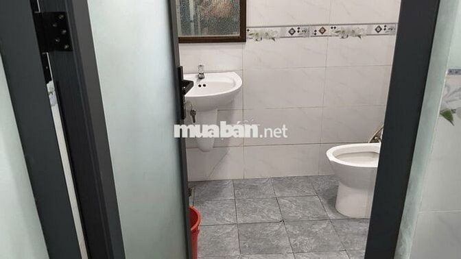 Nhà vườn hơn 1000 m2 giá 9 tỷ có thương lượng