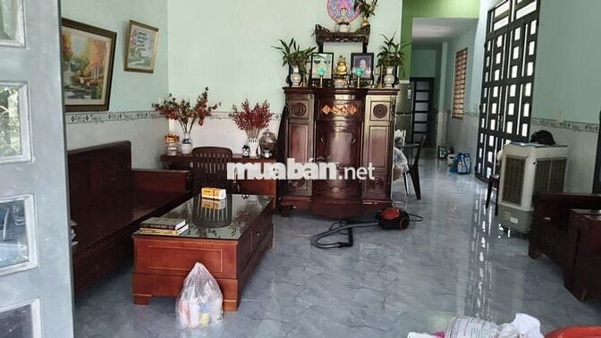 Nhà vườn hơn 1000 m2 giá 9 tỷ có thương lượng