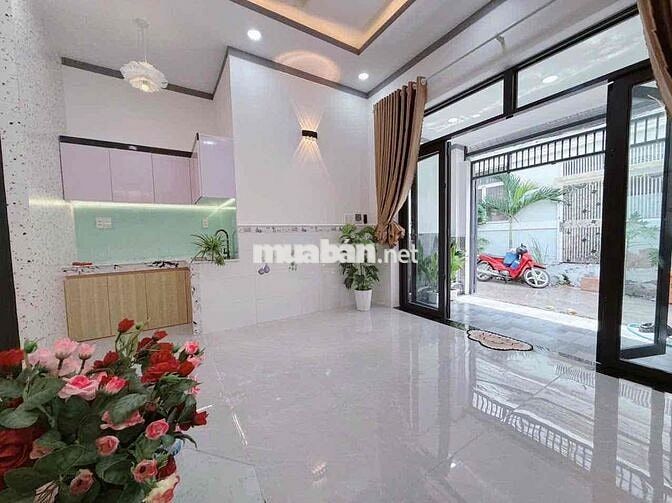 CHÍNH CHỦ MỚI SỬA XONG NHÀ 4x12 HẺM Ô TÔ CÀN BÁN GẤP