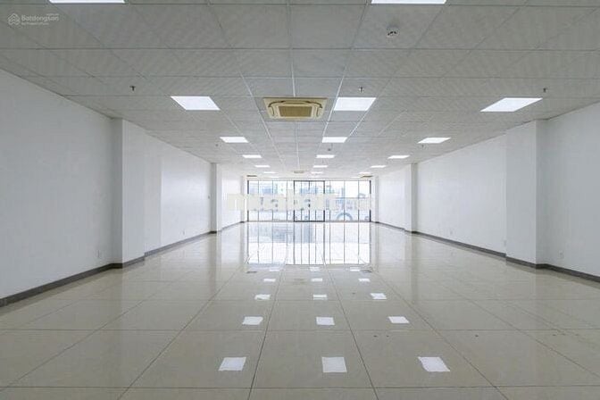 CHO THUÊ NHÀ ĐƯỜNG TRẦN KHÁNH DƯ, NGANG 9M, PHÙ HỢP LÀM LÀM VĂN PHÒNG