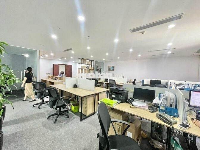 CHO THUÊ NHÀ ĐƯỜNG TRẦN KHÁNH DƯ, NGANG 9M, PHÙ HỢP LÀM LÀM VĂN PHÒNG