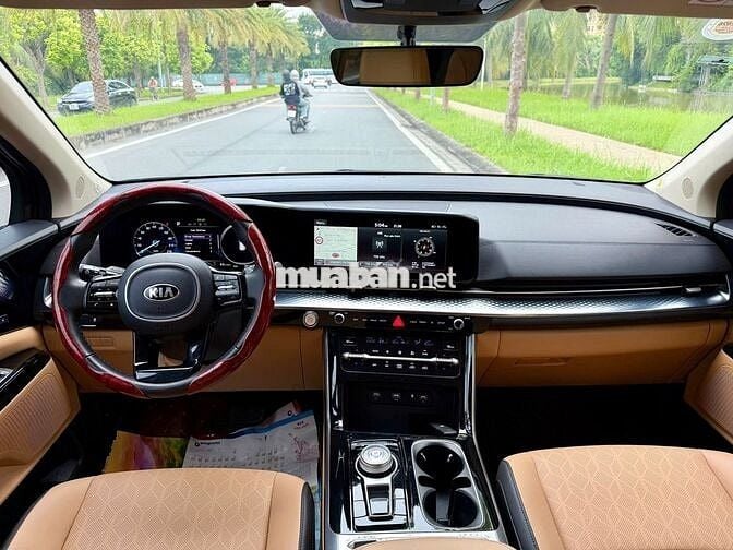 KIA Carnival Premium 2.2D 2021 70.000 km Xanh đen