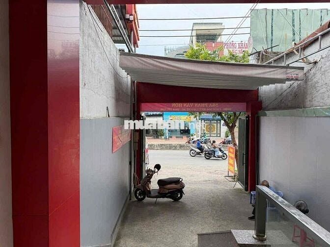 CHO THUÊ MT PHAN VĂN HỚN – HẦM + 5 LẦU + THANG MÁY