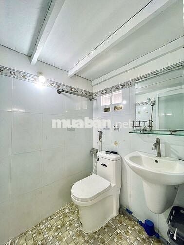 Full nội thất mới, Thang máy, hầm xe rộng, GIÁ SINH VIÊN