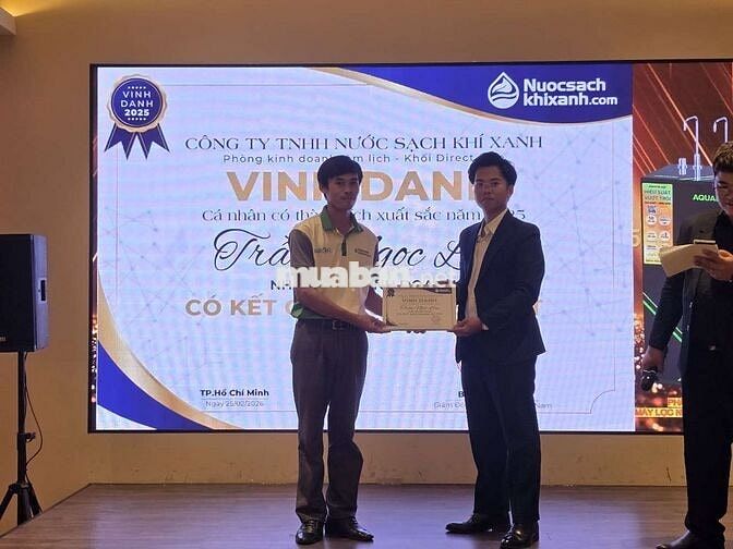 Tuyển dụng chuyên viên kinh doanh thị trường