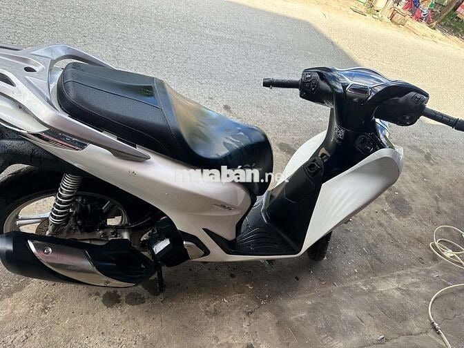 Honda SH 125 ABS 2025 Trắng, Đen 4000 km