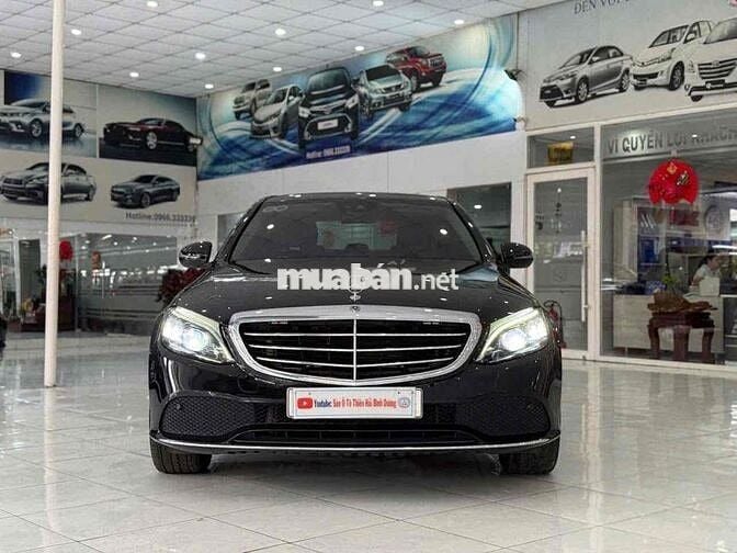 Mercedes C200 Exclusive 2021 Đen 30.000 km