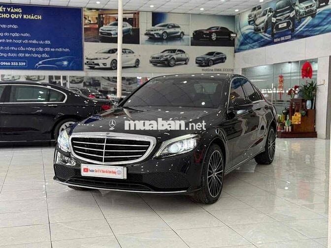 Mercedes C200 Exclusive 2021 Đen 30.000 km