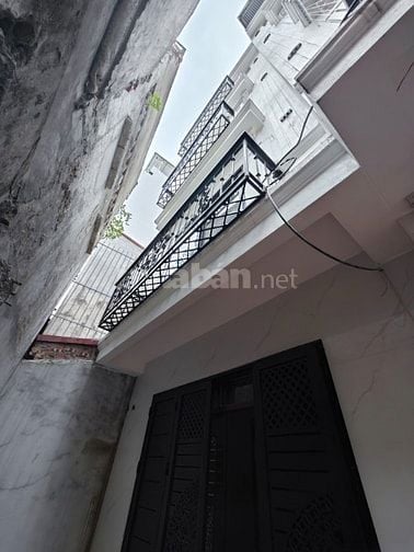 Bán nhà riêng 5 tầng ,30m2 trên sổ, 3 ngủ khép kín, giá 6,499 tỷ