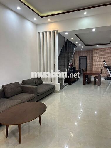 Bán nhà 3 tầng gần biển Non Nước, Ngũ Hành Sơn 