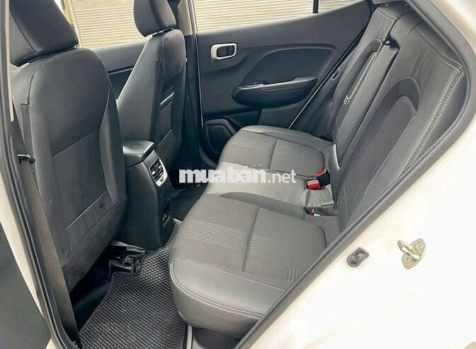 Hyundai Venue 2023 Trắng 38.000 km Tự động