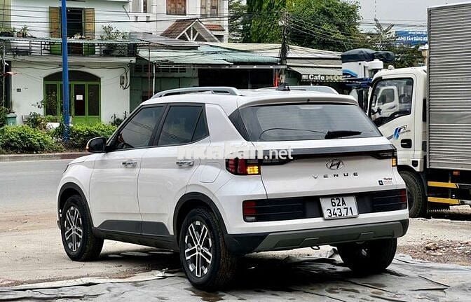 Hyundai Venue 2023 Trắng 38.000 km Tự động