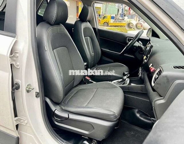 Hyundai Venue 2023 Trắng 38.000 km Tự động