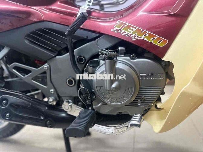 Suzuki RC đỏ kem