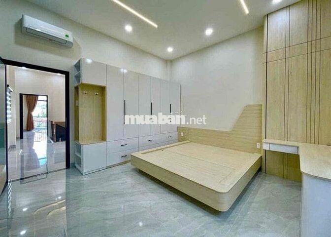 Bán nhanh nhà lầu mới xây cuối đường Đồng Khởi
