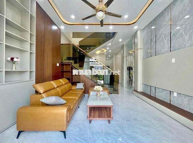 Bán nhanh nhà lầu mới xây cuối đường Đồng Khởi