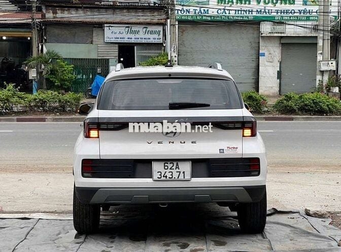 Hyundai Venue 2023 Trắng 38.000 km Tự động