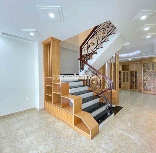 Cho thuê nguyên căn rộng rãi, 5pn5wc, hẻm tải Phạm Văn Chiêu P14 gòvấp