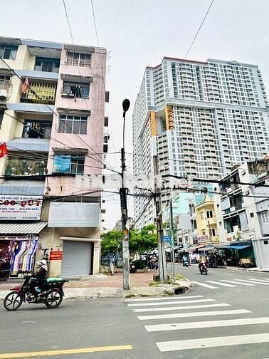 Cho thuê góc Chung cư nguyễn kim 10x4m , 2 tầng , 19 triệu