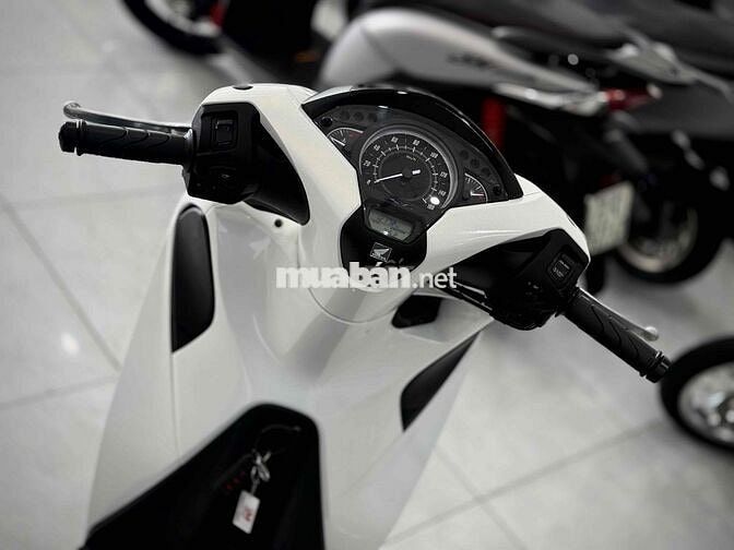 SH125i 2018 Lướt chính chủ ký ( Hỗ trợ Trả GÓP ) ✅