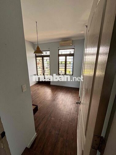 Chính chủ cho thuê nhà tầng 1-2-3, DT4x13m - MT Võ Văn Kiệt