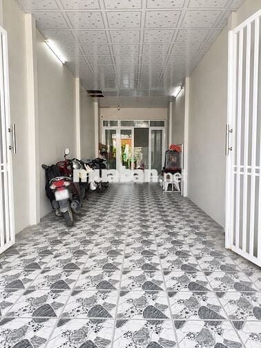Bán nhà cấp 4 có 2 mặt tiền, ô tô vào đường Sương Nguyệt Ánh, Rạch Giá