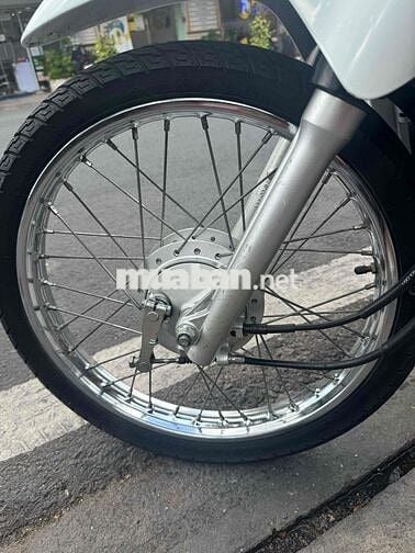 Honda Wave Trắng 25400 km