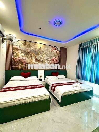 tuyển 2 nam/nữ lễ tân theo ca khách sạn q.bình tân