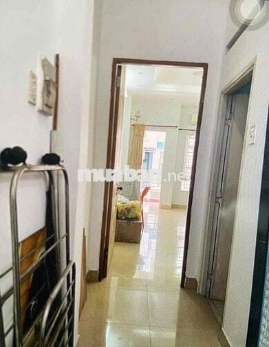 Hẻm 6m Đuờng Thành Thái Q 10, ngang 3x18m 4 tầng,