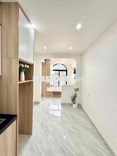 TRỐNG 1 PHÒNG TÁCH BẾP CÁCH TRƯỜNG ĐH VĂN LANG CS3 500m