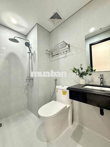 TRỐNG 1 PHÒNG TÁCH BẾP CÁCH TRƯỜNG ĐH VĂN LANG CS3 500m