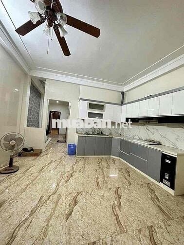 Cho thuê nhà Phúc Lợi, 80m, Gara ô tô, nhà mới ở ngay!