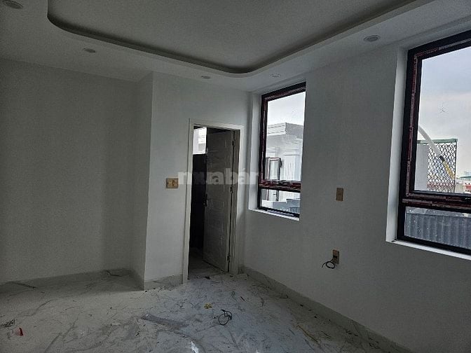 Nhà mặt tiền 6 tầng cách đường Hồ Sen 20m 90m2 giá 19.5 tỷ , siêu đẹp,