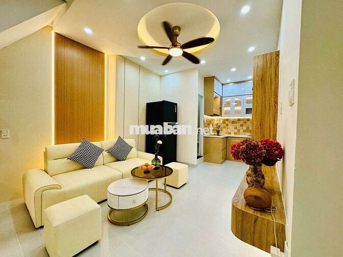 CHÍNH CHỦ BÁN NHÀ 2 TẦNG TRẦN CAO VÂN GẦN BIỂN SÁT CHỔ ĐỂ Ô TÔ