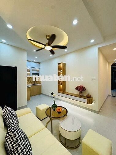 CHÍNH CHỦ BÁN NHÀ 2 TẦNG TRẦN CAO VÂN GẦN BIỂN SÁT CHỔ ĐỂ Ô TÔ