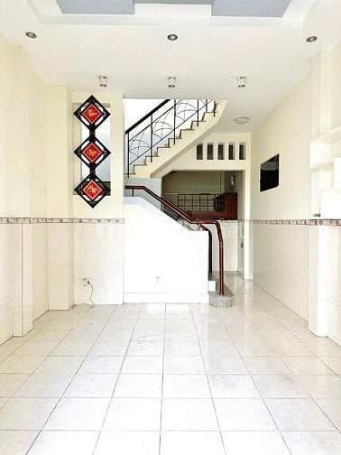 Bán nhà hẻm xe hơi đường 31  -  Dt : 52m 3 tầng