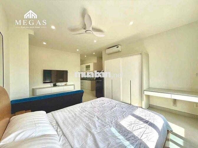 Studio Cao cấp 40m2 | Tách bếp, Ban công | Hoà Bình, Đầm Sen, Từ 7tr