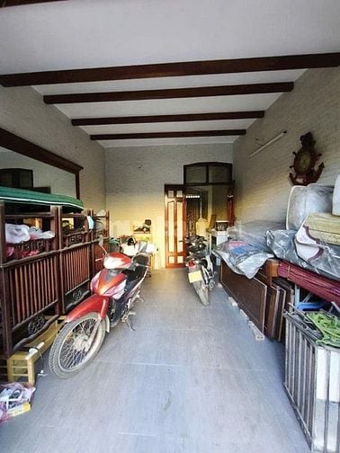 Cần tiền bán nhà đường Lĩnh Nam Hoàng Mai, đáo nợ, 48/60m² chỉ hơn 9tỷ