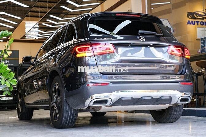 Mercedes-Benz GLC200 4Matic Model 2022 27000km