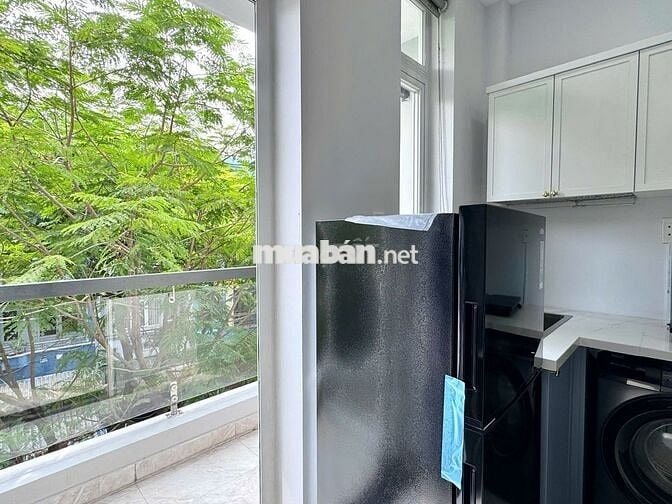 Studio 35m2 Ban công-Nội thất cao cấp-Sát đh Văn Lang chỉ 6 triệu
